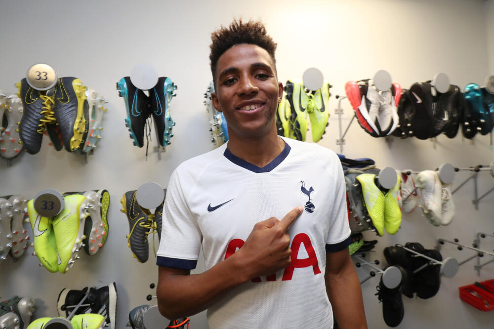 Fernandeš, Foto: Twitter.com/SpursOfficial