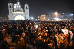 Svetinja je lijepa samo dok se čeka