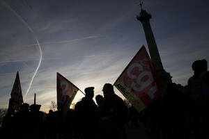 Pariz: Demonstranti upali u sjedište najvećeg francuskog sindikata