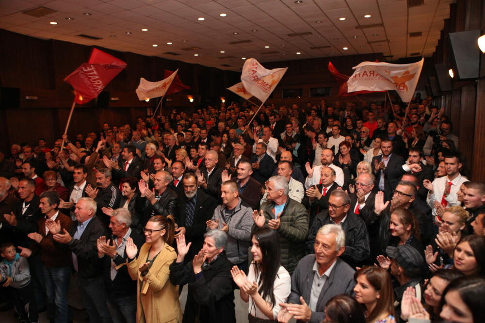 Demokrate Nikšić, Foto: Demokrate