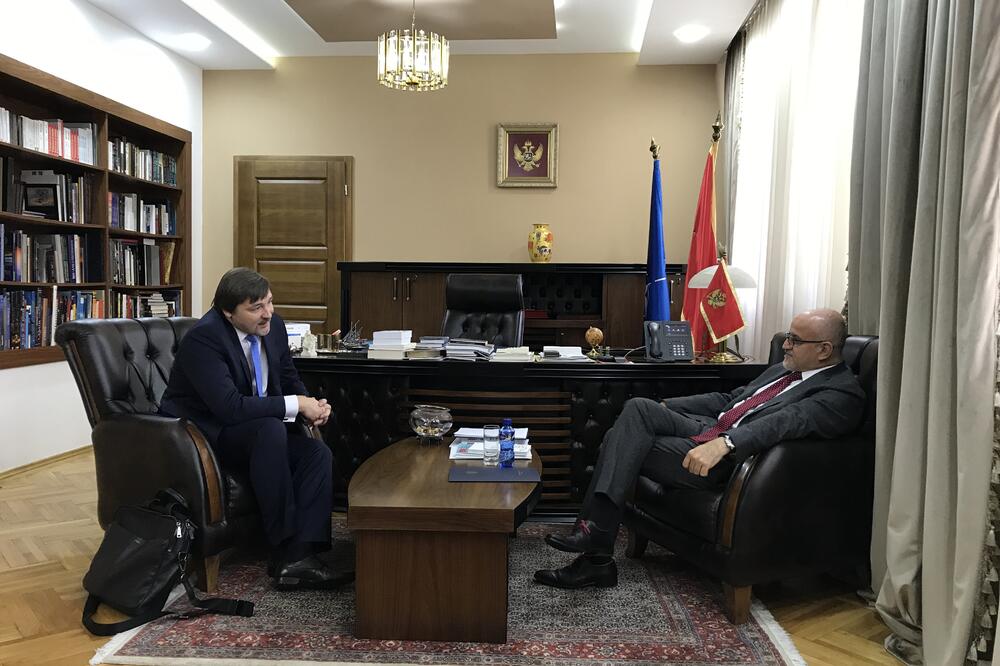 Heninš i Darmanović, Foto: MVP