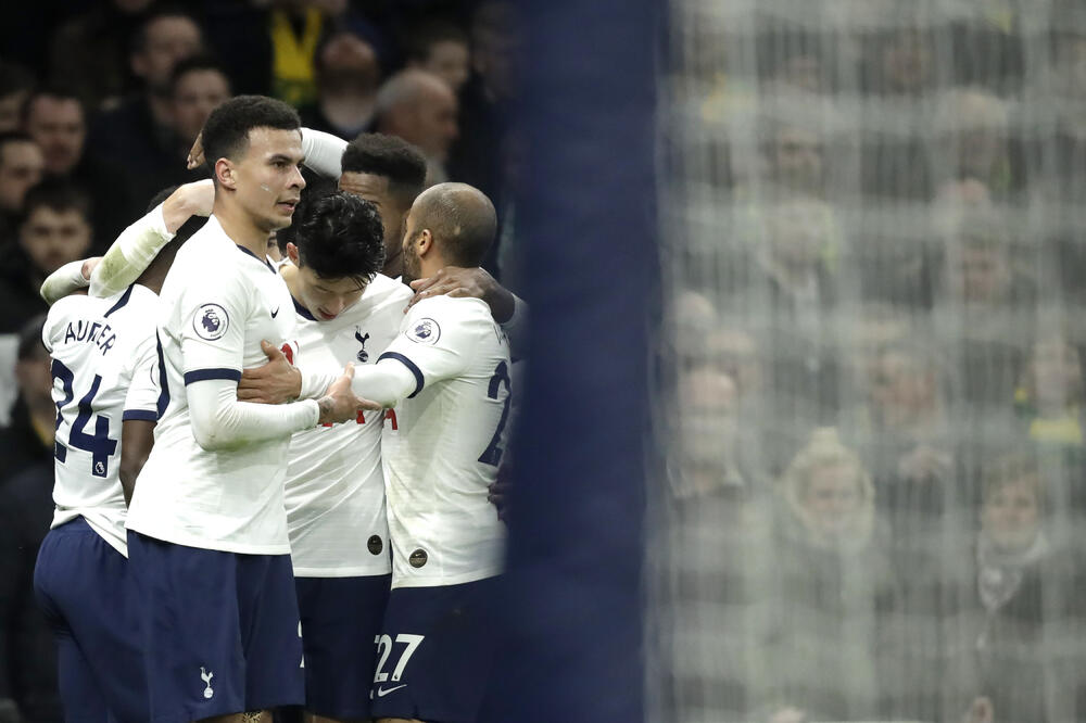 Slavlje fudbalera Totenhema, Foto: AP