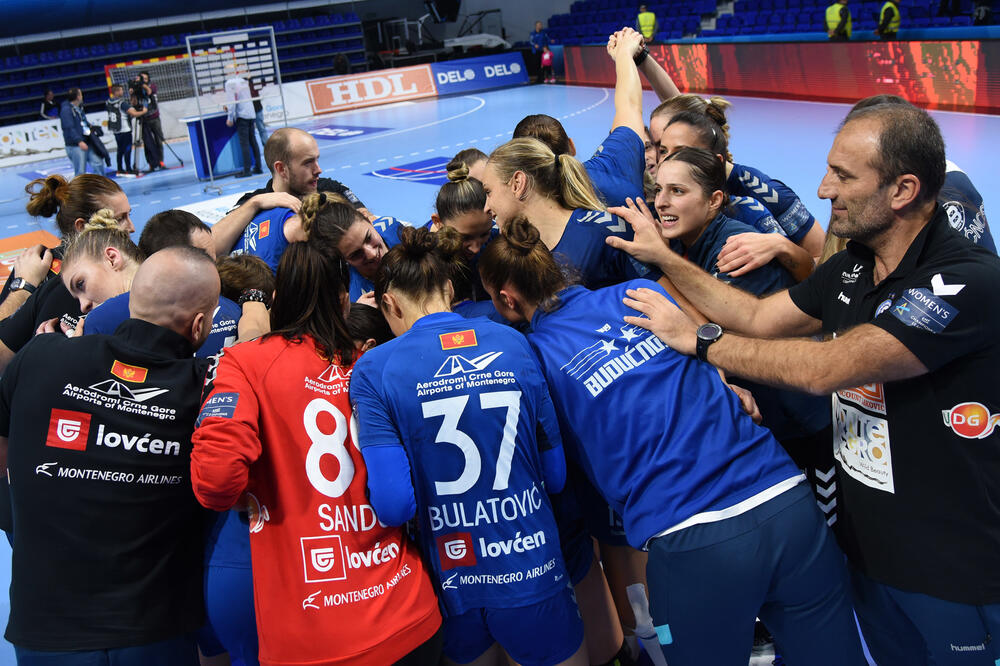 Rukometašice Budućnosti, Foto: Luka Zeković