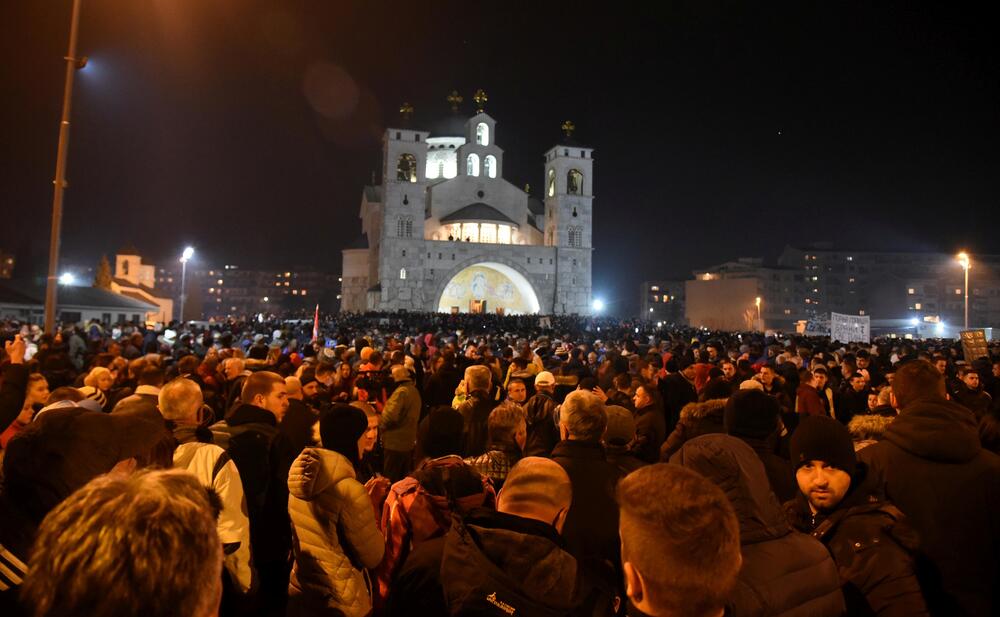 Sa litije u Podgorice