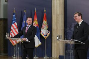 Vučić: Ne prihvatam jednakost između taksi i lobiranja za...