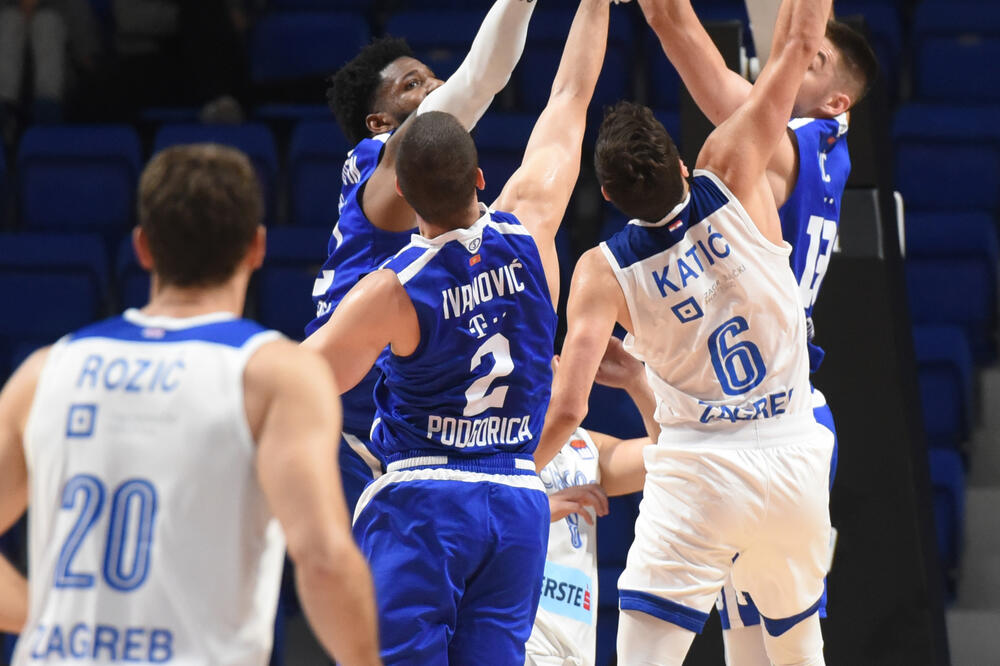 Sa meča Budućnost Voli - Cibona, Foto: Savo Prelević