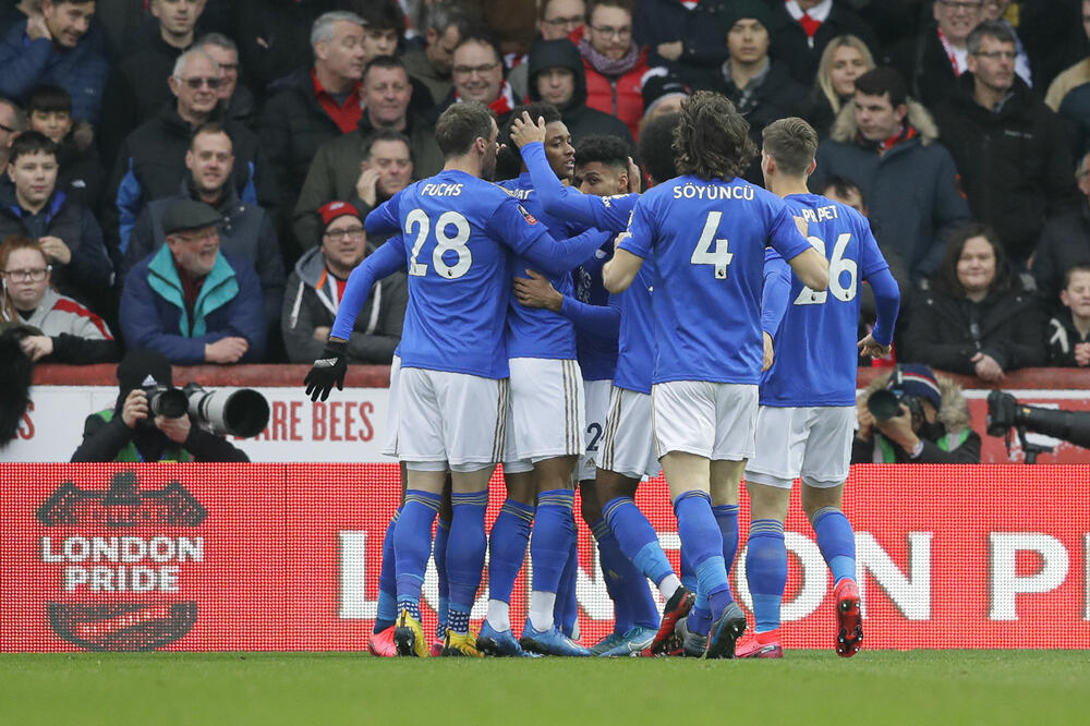 Slavlje fudbalera Lestera nakon Ihenačovog gola, Foto: Beta/AP