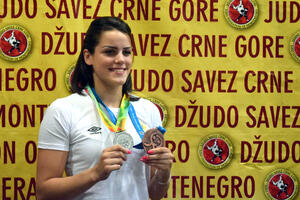 Jovana Peković zaustavljena u prvom kolu