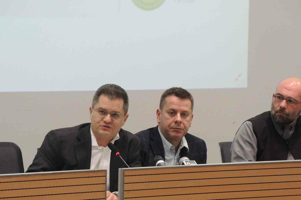 Jeremić, Georgiev i Milićević na tribini, Foto: Narodna stranka