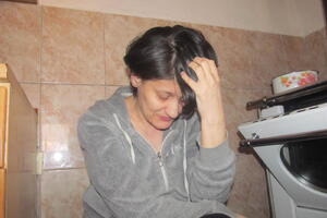 Gluvonijema, slijepa i od skoro nepokretna, a odbili joj ličnu...