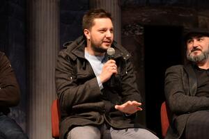 Grupa ludaka bi da mijenja svijet