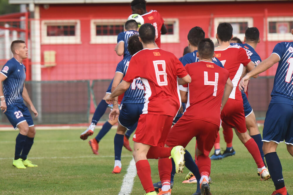 Sa prvenstvenog duela OFK Titograd - Zeta, Foto: Savo Prelević