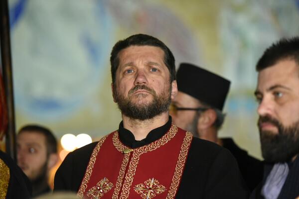Perović: Pregovori poželjni, ali ne mogu trajati u nedogled