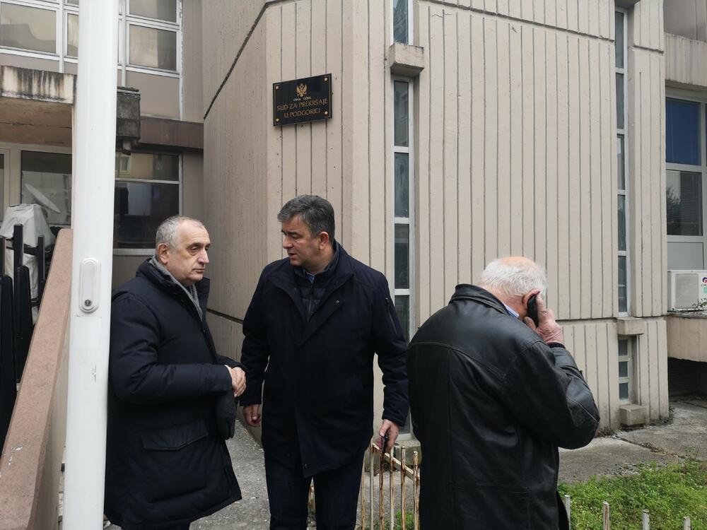 Danas ispred Osnovnog suda