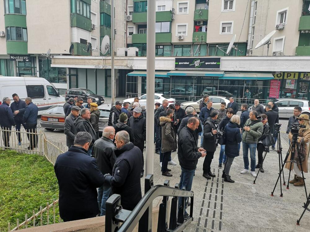 Danas ispred Osnovnog suda