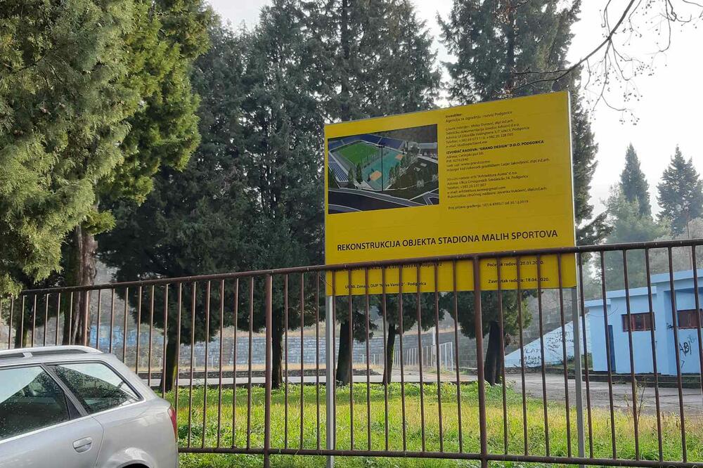 Info tabla kod Stadiona malih sportova, Foto: Damira Kalač
