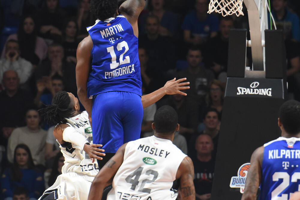 Hasan Martin na meču sa Partizanom, Foto: Savo Prelević