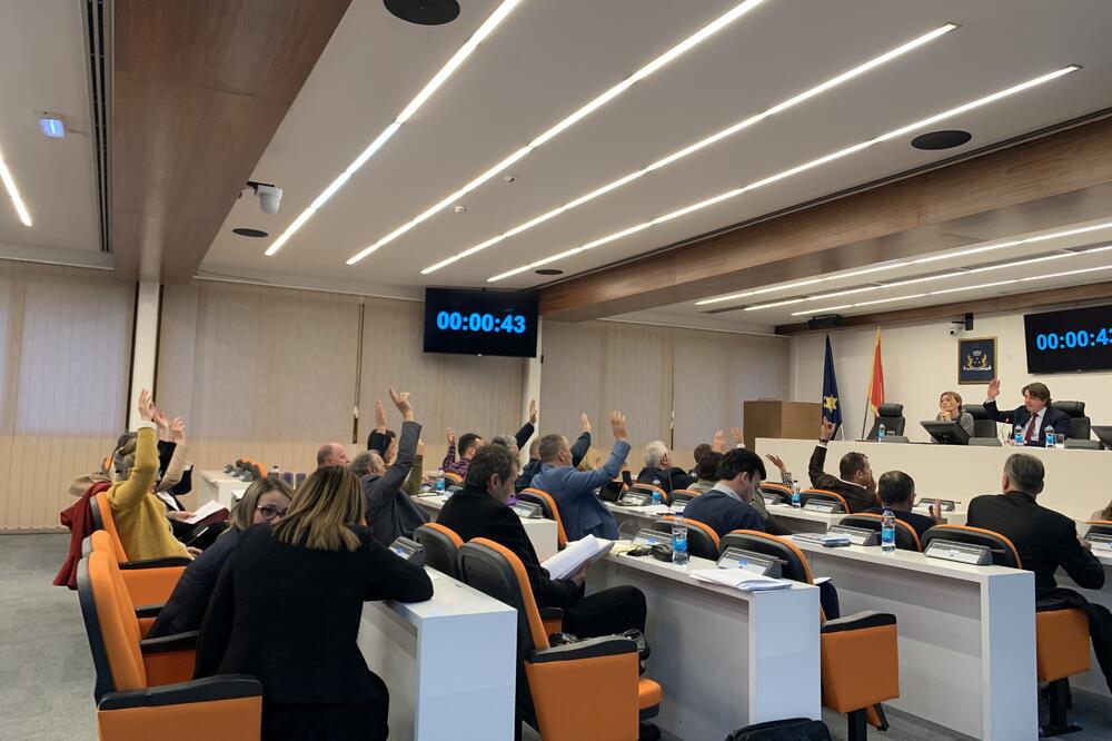 Sa današnje sjednice SO Budva, Foto: Vuk Lajović