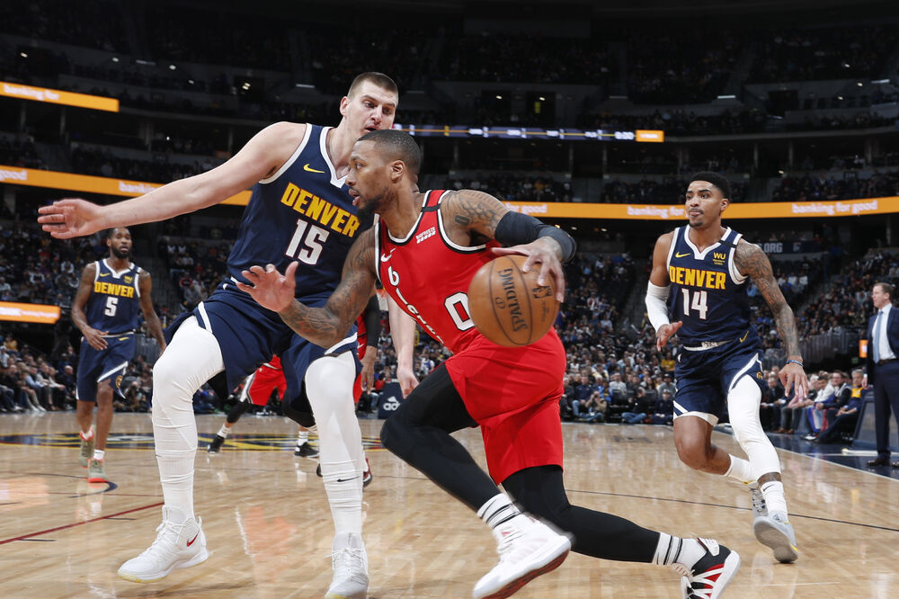 Lilard u duelu sa Jokićem, Foto: AP