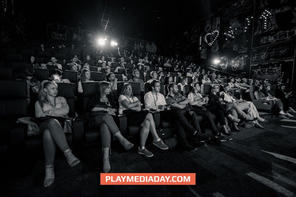 Play Team, Foto: Play Team