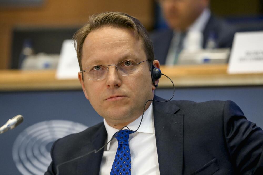 Varheji, Foto: Betaphoto