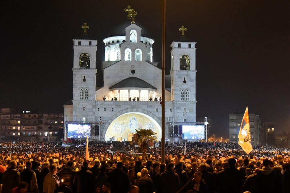 Sa jedne od litija u Podgorici, Foto: Boris Pejović