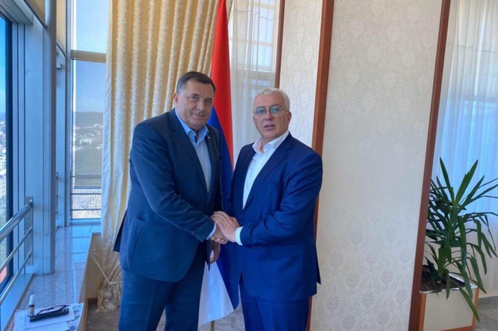 Dodik i Mandić, Foto: Nova.org.me/