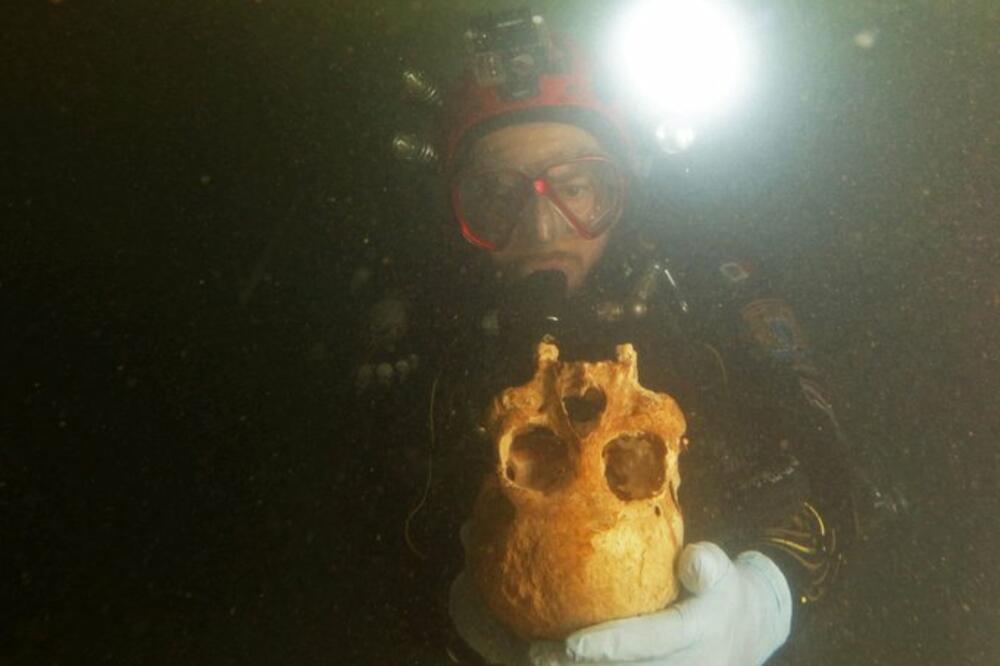 Pronađena lobanja, Foto: Twitter