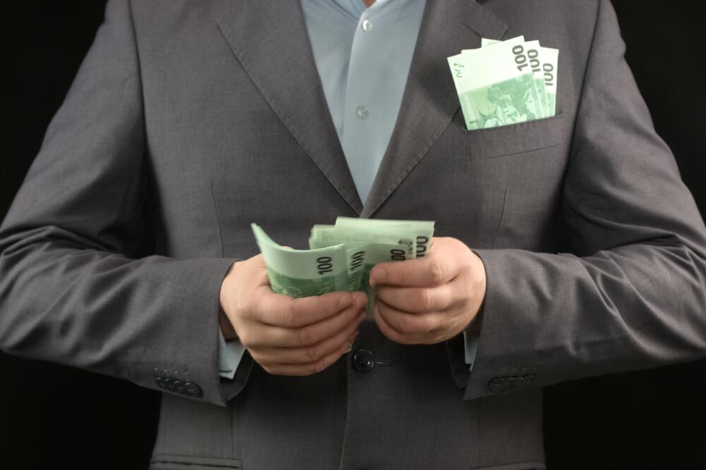 Nenagrađivanje radnika za uspjeh nosi rizik odlaska dobrih radnika (Ilustracija), Foto: Shutterstock