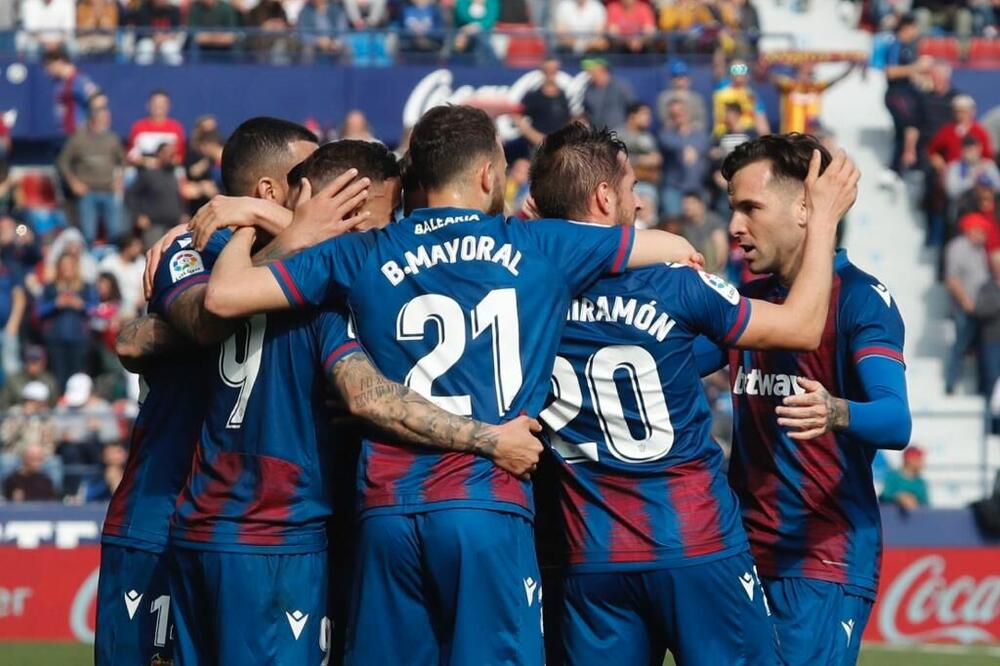 Slavlje fudbalera Levantea