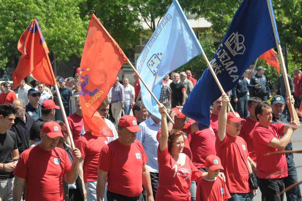 Sa prvomajske šetnje USS-a, Foto: Vijesti