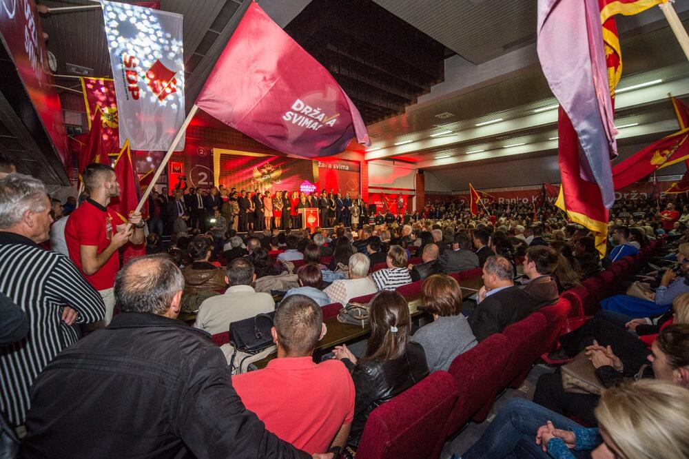 Saq jednog od skupa SDP, Foto: SDP