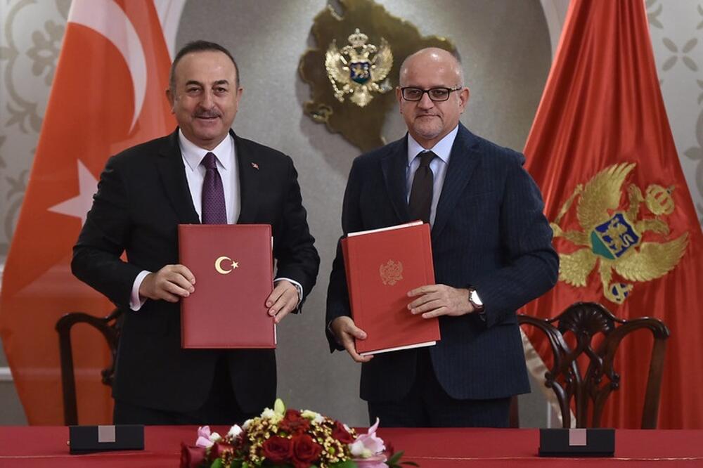 Čavušoglu i Darmanović, Foto: Saša Matić