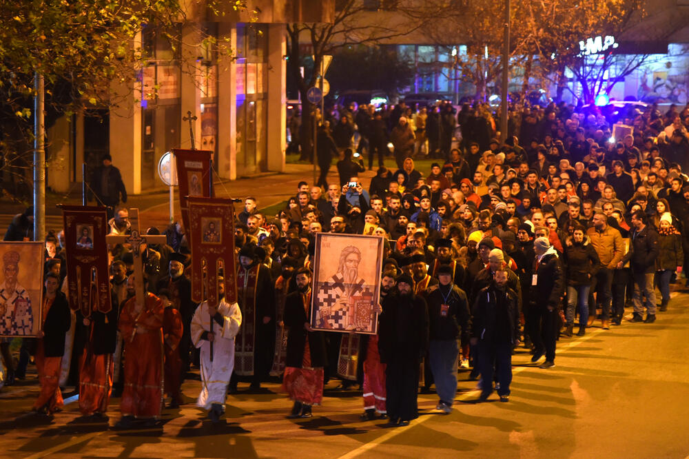 “NATO se ne miješa u unutrašnje stvari”: Sa litije, Foto: Luka Zeković