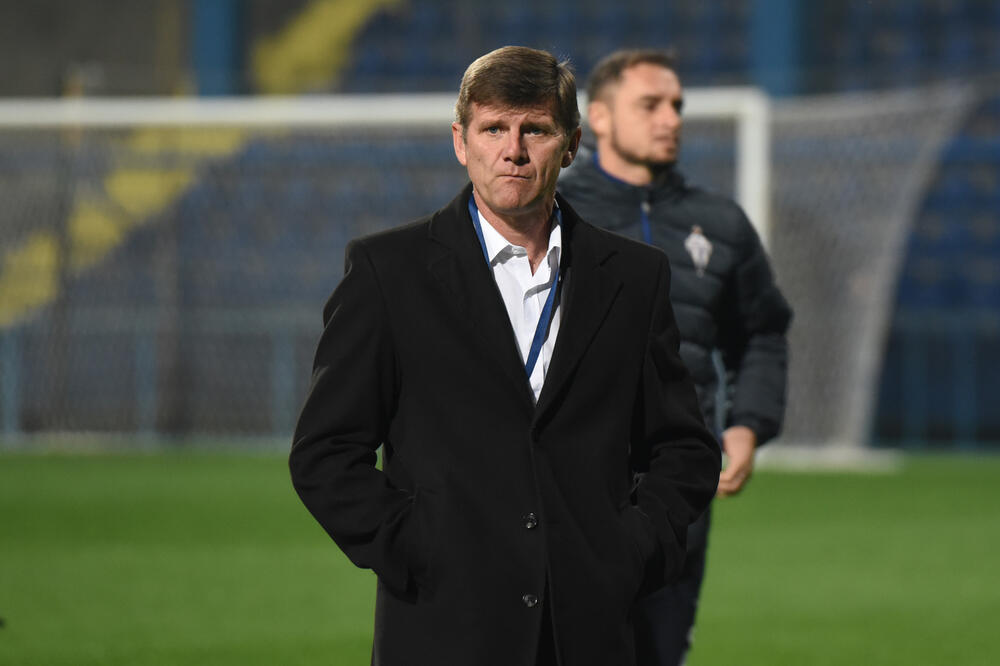 Mladen Milinković ima samo pobjede u takmičarskim mečevima na klupi Budućnosti, Foto: Savo Prelević