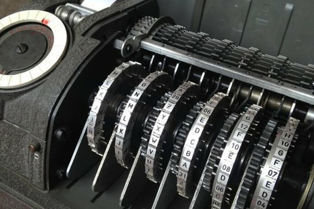 Švajcarska kompanija Kripto je pravila &bdquo;CX-52" mašine za kodiranje, Foto: BBC