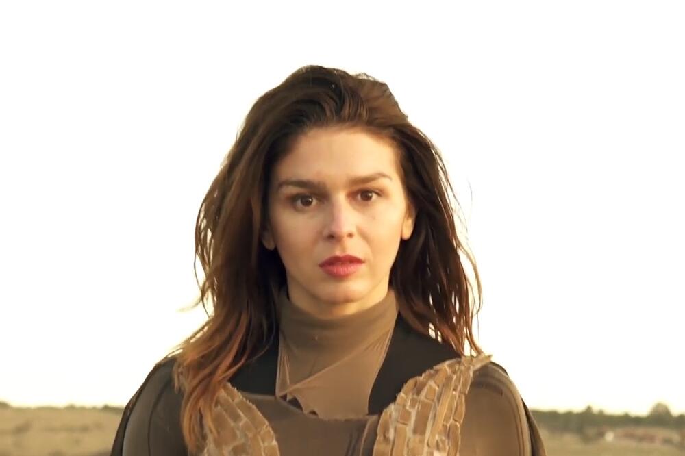 U spotu se pojvaljuje Darja Badnjević, Foto: Screenshot/Youtube