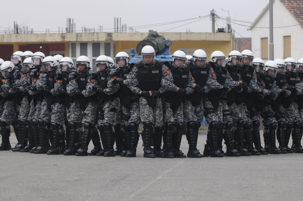 Sa vježbe pripadnika policije (arhiva/ilustracija), Foto: Savo Prelević