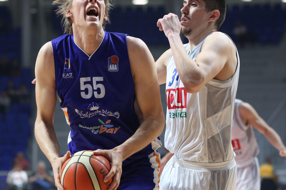 Luković u duelu sa Danilom Nikolićem