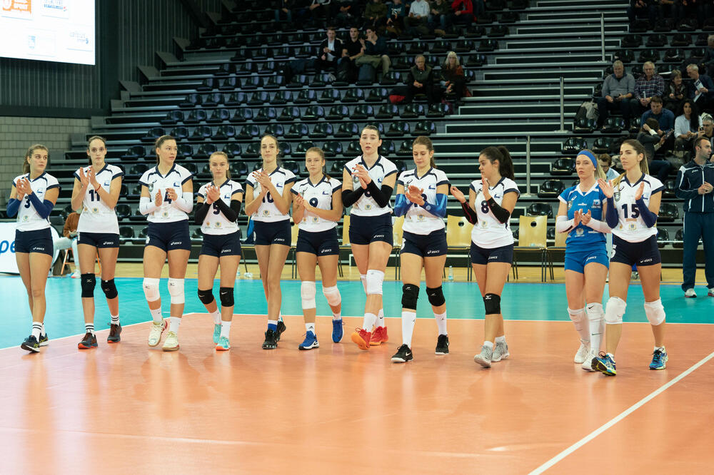 Odbojkašice Luke Bar