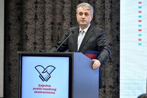 Nuhodžić: Put Crne Gore će uvijek određivati samo njeni građani