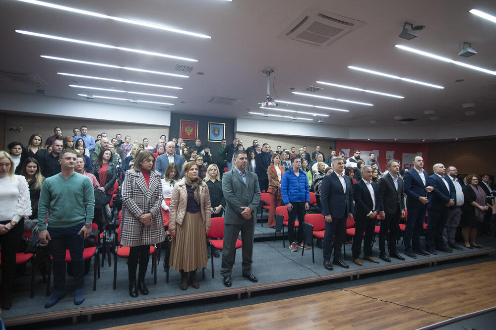 SD u Tivtu, Foto: SD