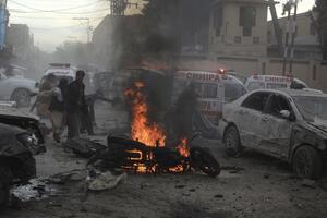 Najmanje deset mrtvih u samoubilačkom napadu