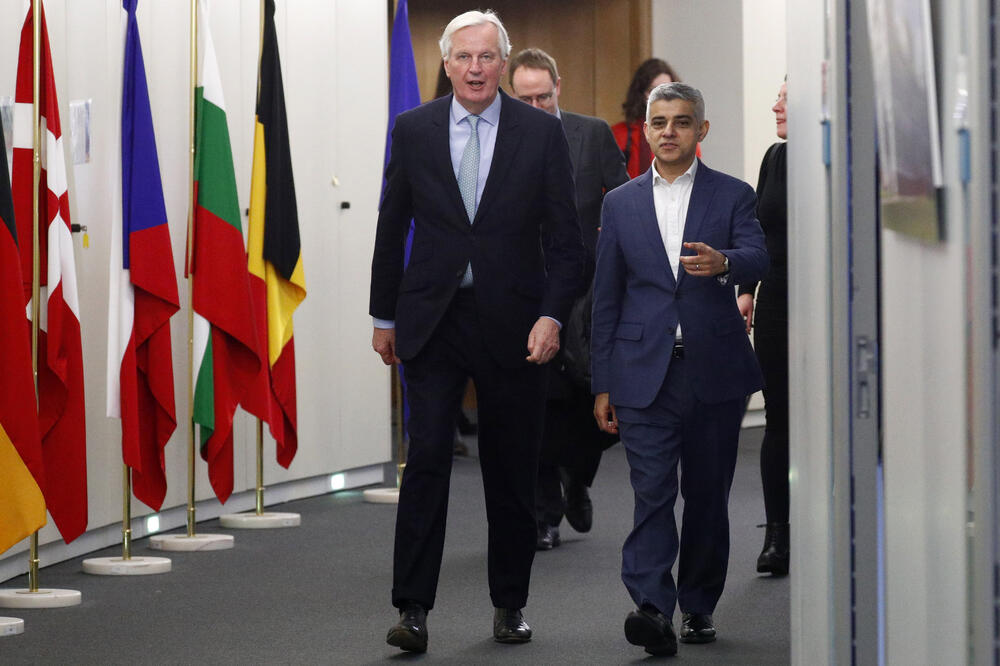 Barnije i Kan, Foto: AP