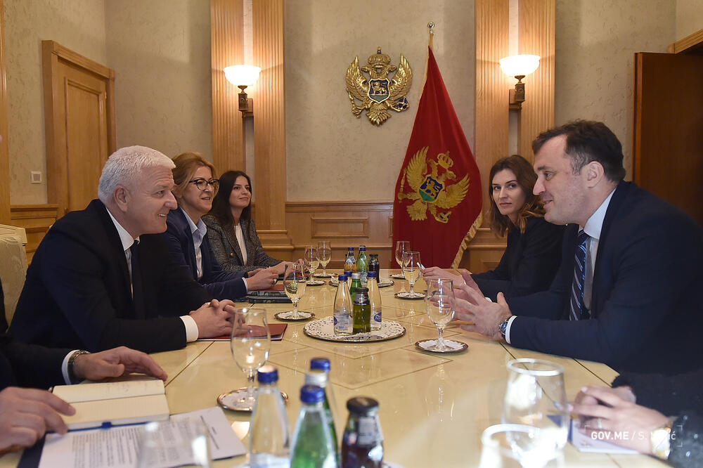 Sa sastanka Markovića i predstavnika CeMI, Foto: Vlada Crne Gore