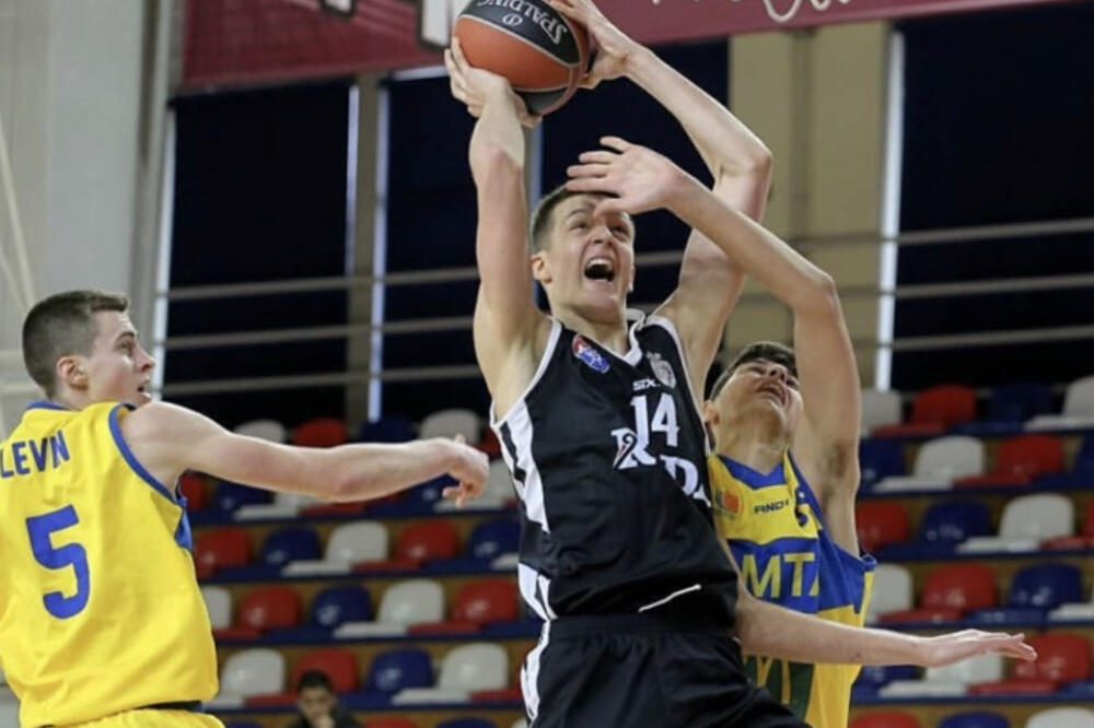 Đorđije Jovanović u prodoru, Foto: Đorđije Jovanović u prodoru