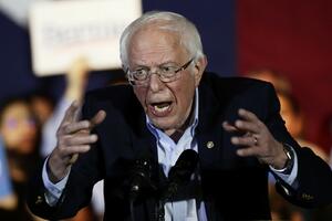 VOA: Berni Sanders učvrstio status favorita u trci za demokratsku...