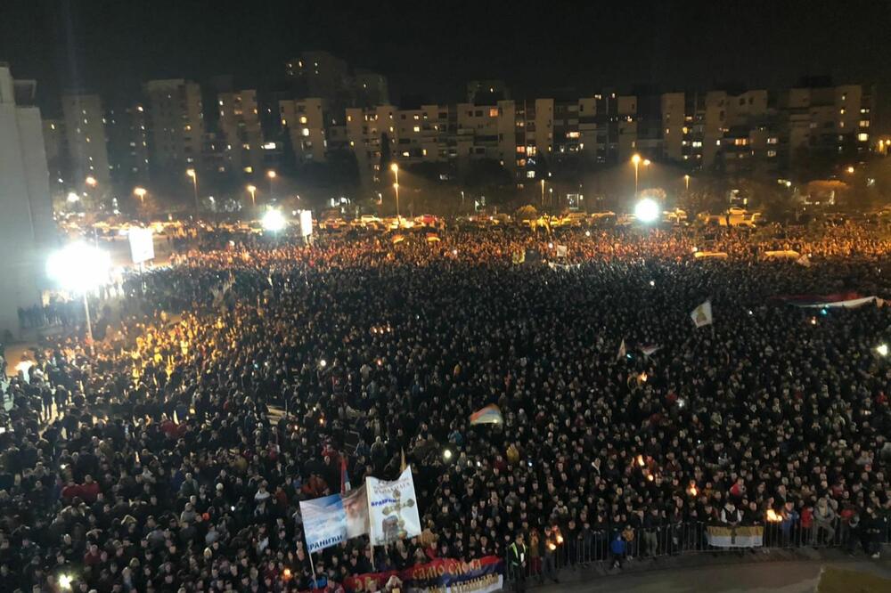 Sa litije u Podgorici, Foto: Čitalac Vijesti