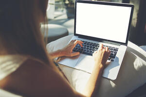 Roditelji oprez: Izazovi na internetu sve opasniji