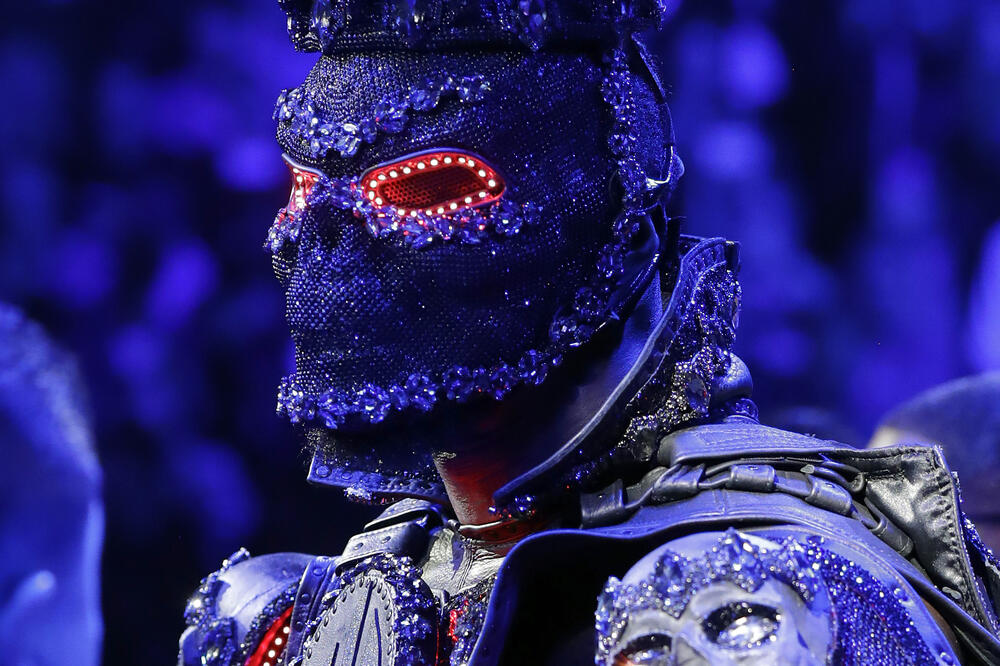 Vajlder sa maskom prije borbe, Foto: AP